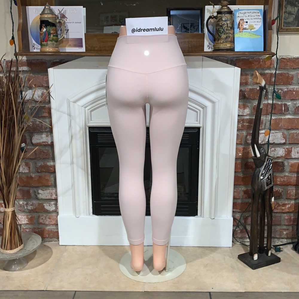 🌿NWT Lululemon Align HR Pant 25” - Picture 6 of 8